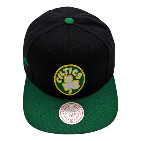 Gorra Mitchell & Ness Celtics Side Core Old Negra 2023 37
