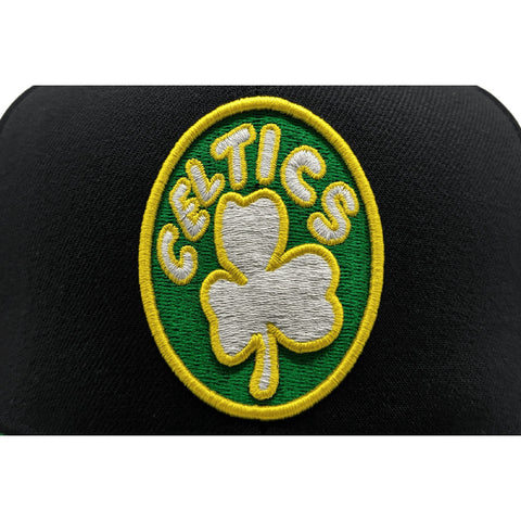 Gorra Mitchell & Ness Celtics Side Core Old Negra 2023 37
