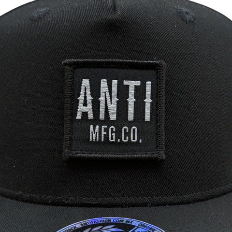 Gorra Antifashion Negra Logo Blanco Bordado 100% Algodón 001