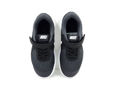 Tenis Nike Revolution 4 943305006 Negro/Gris-Niños