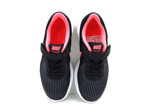 Tenis Nike Revolution 4 943307004 Negro/Rosa-Niña