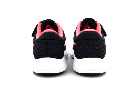 Tenis Nike Revolution 4 943307004 Negro/Rosa-Niña