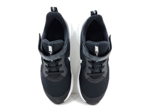 Tenis Nike Revolution 5 BQ5672003 Negro/Blanco-Niños