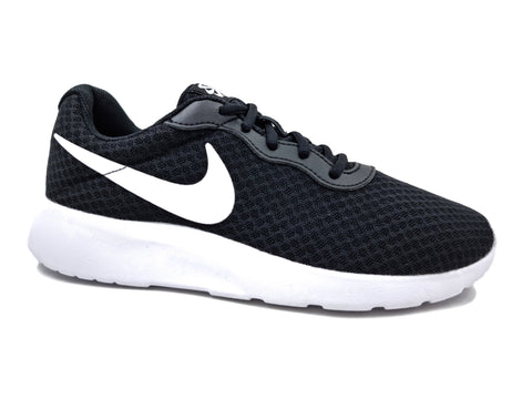 Tenis Nike Tanjun Para Mujer Negro/Blanco DJ6257004