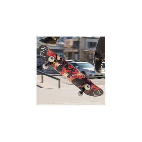 Patineta Antifashion Burning Skull  Negro-rojo Profesional