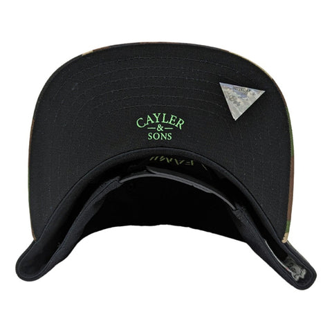 Gorra Cayler & Sons La Familia Snapback 2023 04