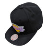 Gorra Mitchell & Ness Lakers Top Spot Negra 2023 32