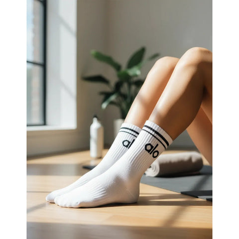 Calcetas Alo Yoga Para Mujer Deportivas Originales Talla M