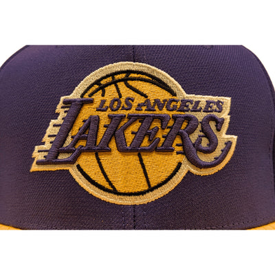 Gorra Mitchell & Ness Lakers Core Basic M-a Morada 2023 39