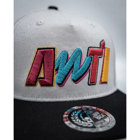 Gorra Antifashion Anti Colores Beige Negro Snapback 004
