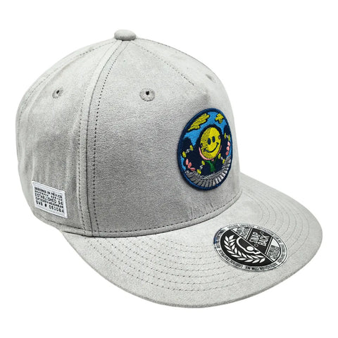 Gorra Antifashion Happy Skate Gris Gamuza Snapback 002
