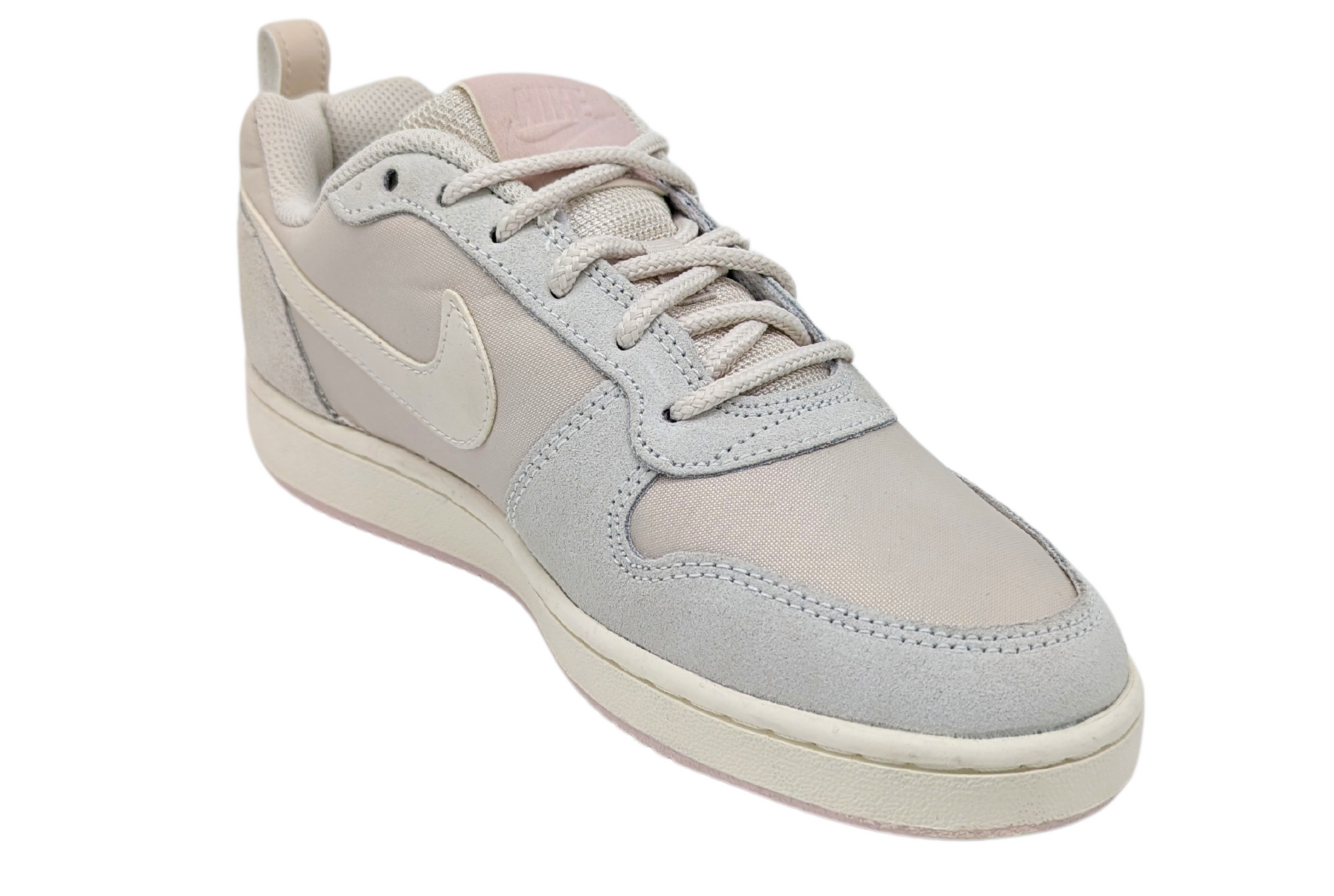 Tenis nike court borough top low blancos