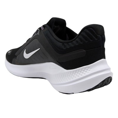 Tenis Nike Quest 5 Negro-Blanco DD9291 002 Para Mujer