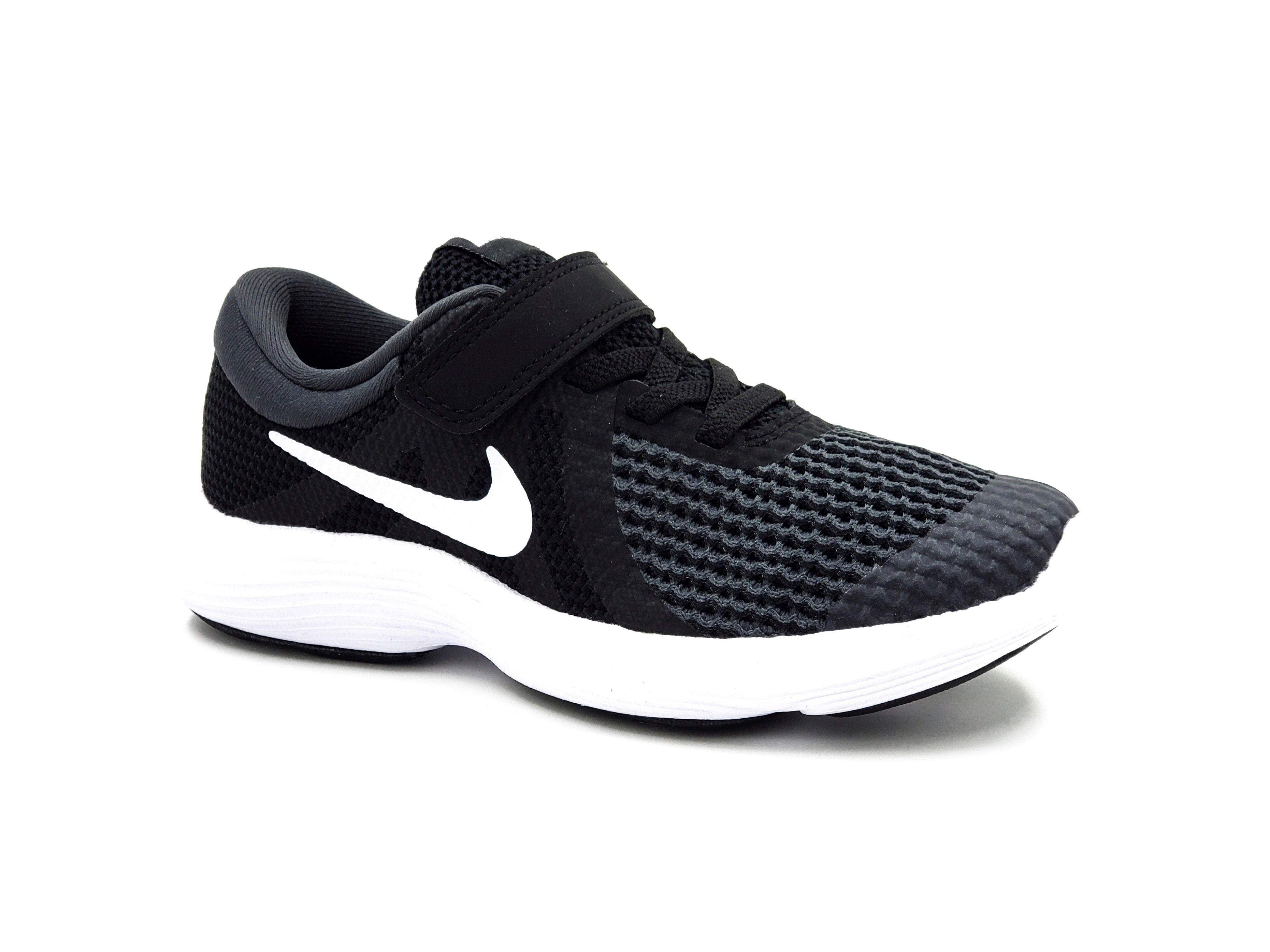 Tenis Nike Revolution 4 943305006 Negro Gris Ninos 18 Negro Gris