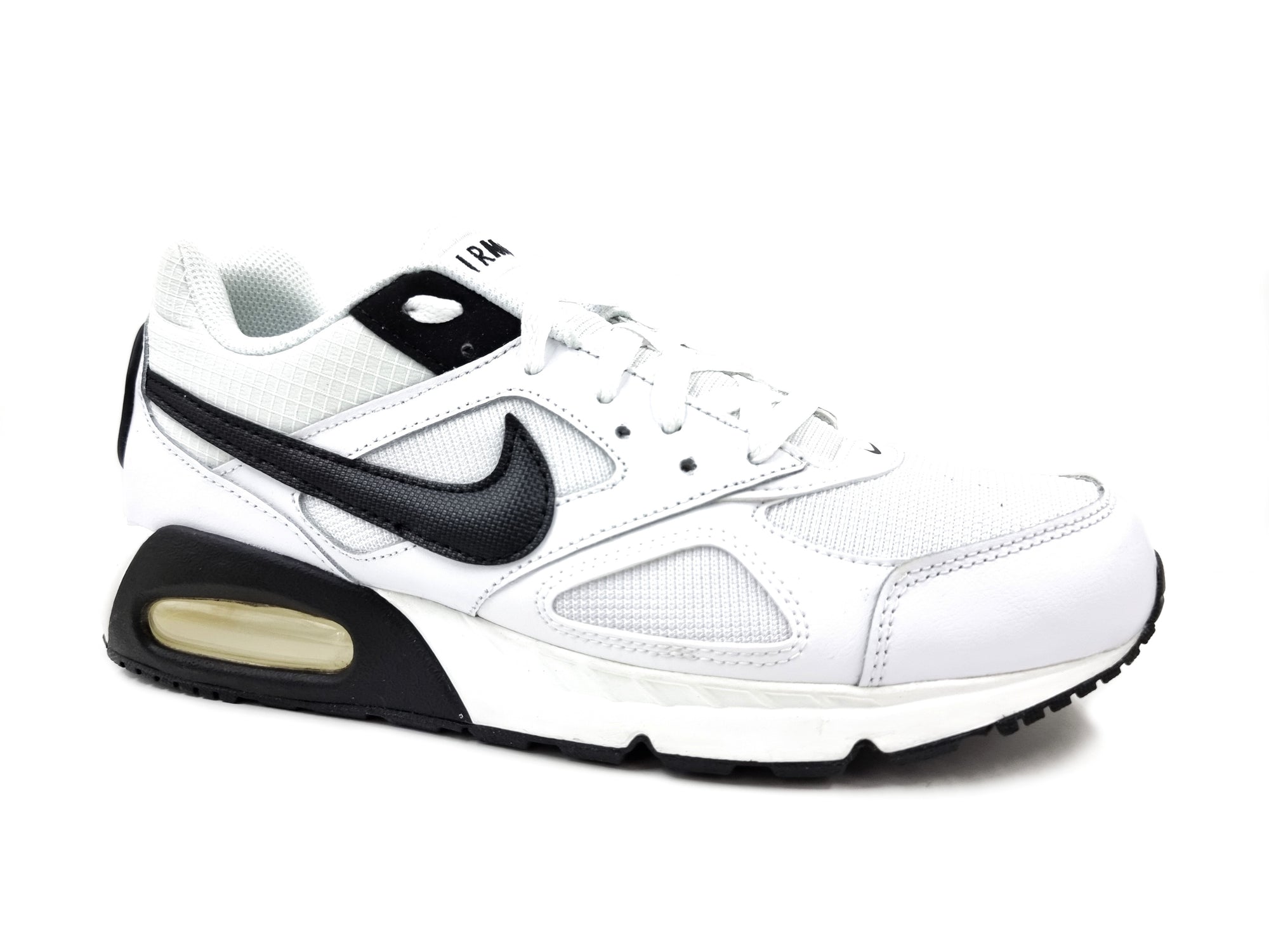 Nike Air Max Ivo 580518 - Tenis de correr para hombre, Blanco/Negro/Gris  (White/Black/Wolf Grey) : Ropa, Zapatos y Joyería 