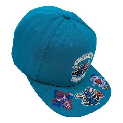 Gorra Mitchell & Ness Nba Hornets Star Azul Snapback 2023 15